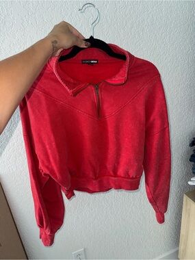 Fashion Nova Red Cropped Half-Zip Sweatshirt